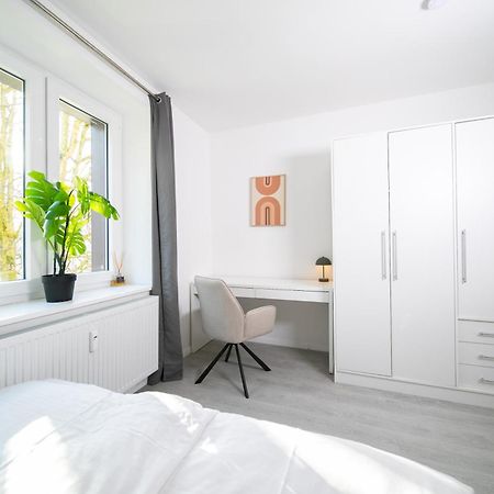 Favorite Stays - Suite And More - 10 Min Zur Messe ดุสเซลดอร์ฟ ภายนอก รูปภาพ