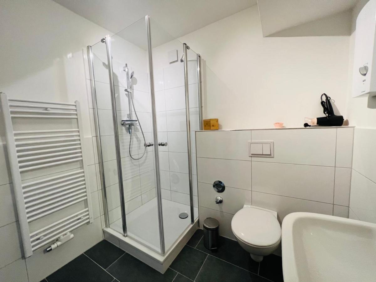 Favorite Stays - Suite And More - 10 Min Zur Messe ดุสเซลดอร์ฟ ภายนอก รูปภาพ