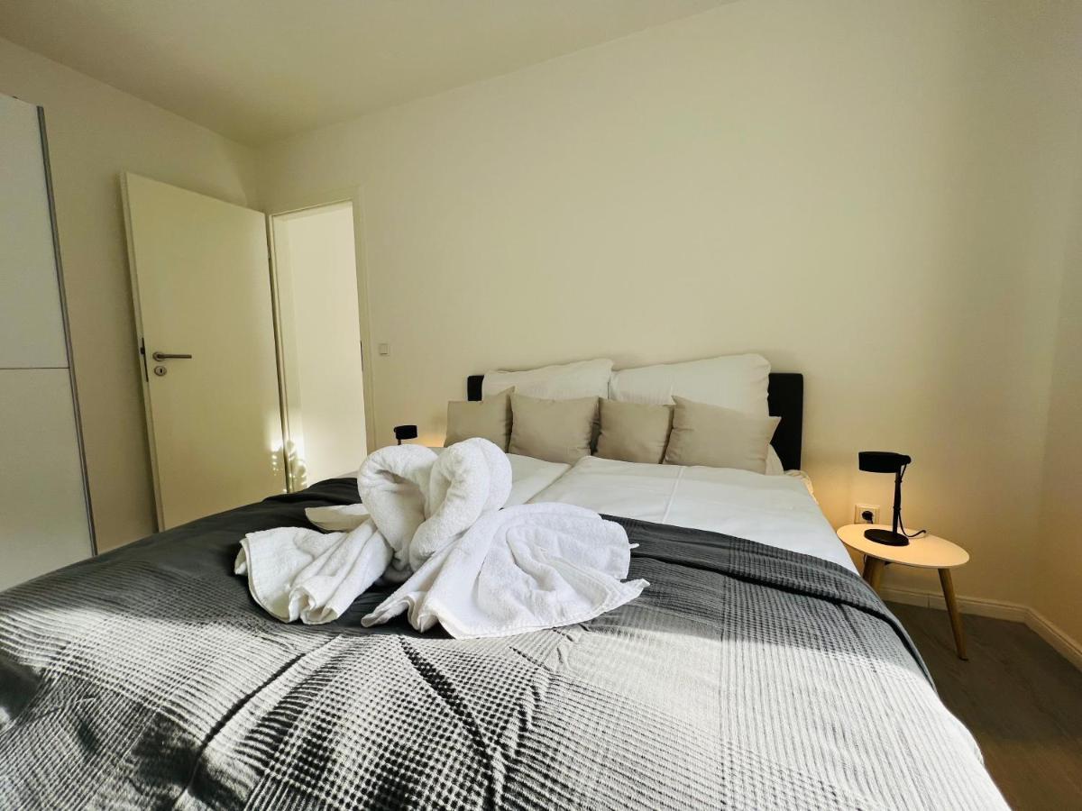 Favorite Stays - Suite And More - 10 Min Zur Messe ดุสเซลดอร์ฟ ภายนอก รูปภาพ
