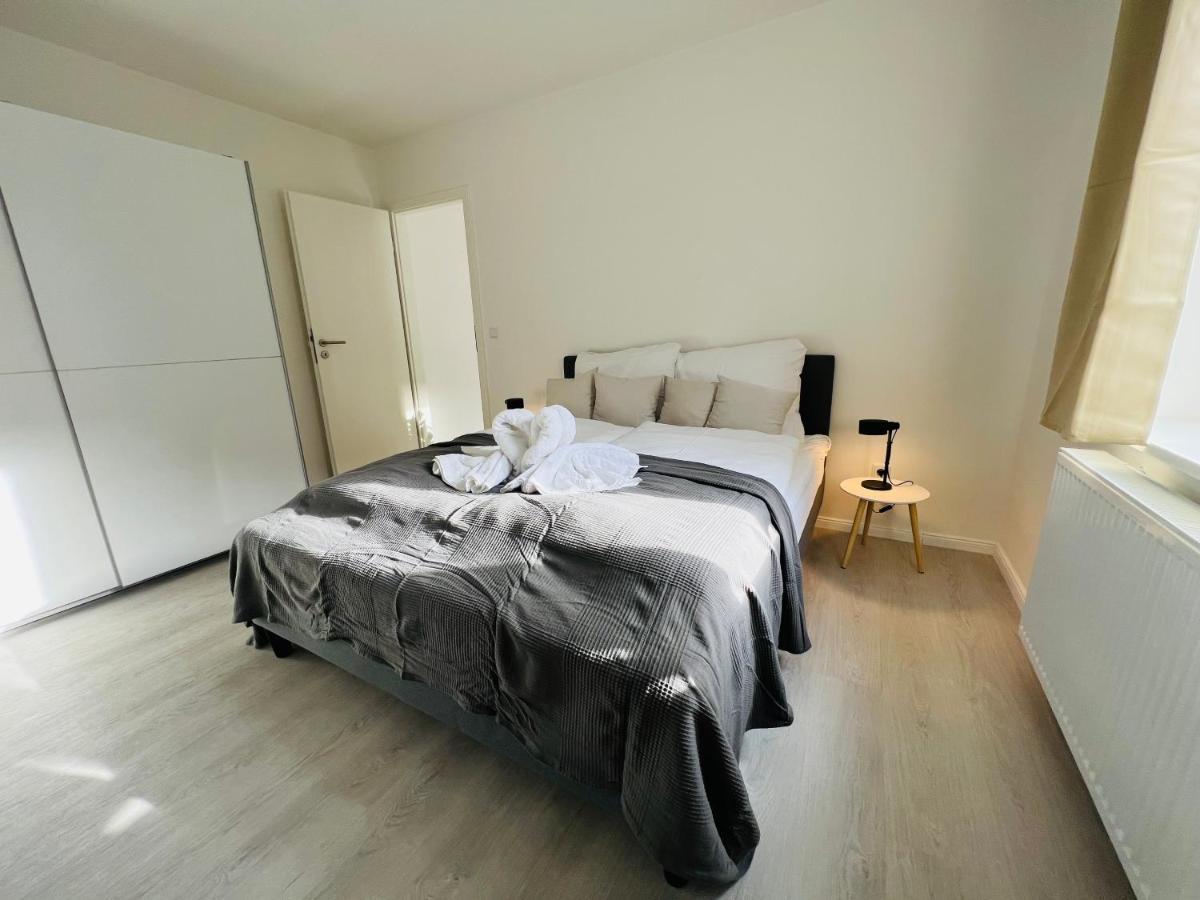 Favorite Stays - Suite And More - 10 Min Zur Messe ดุสเซลดอร์ฟ ภายนอก รูปภาพ